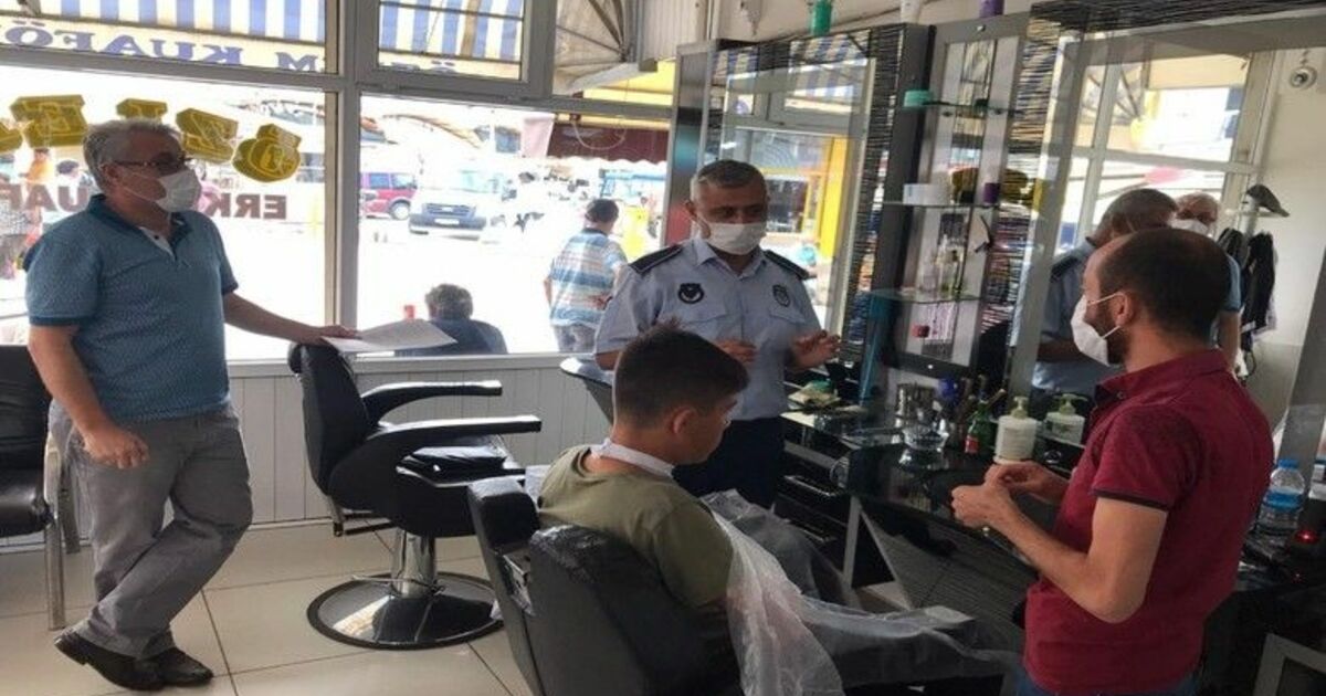 Zabıtadan berber ve kuaför denetimi