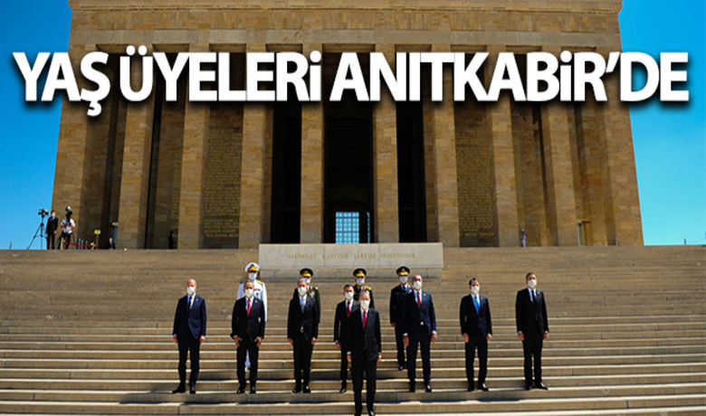 YAŞ üyeleri Anıtkabir'de - Cumhurbaşkanı Recep Tayyip Erdoğan başkanlığındaki Yüksek Askeri Şura (YAŞ) üyeleri, Cumhurbaşkanlığı Külliyesi'nde yapılacak toplantı öncesi Anıtkabir’i ziyaret etti.BUGÜN NELER OLDU?