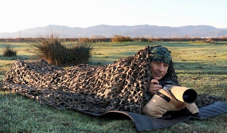 Fotoğraf tutkunu cumhuriyet savcısı358’inci kuş türünü belgeledi - Samsun Bölge Adliyesi’nde görevli Cumhuriyet Savcısı Vedat Soğukpınar hobi olarak kuşların fotoğraflarını çekiyor. Soğukpınar, Samsun’da gözlemlenen 358’inci ve son kuş olan kap kumrusunu belgeledi.