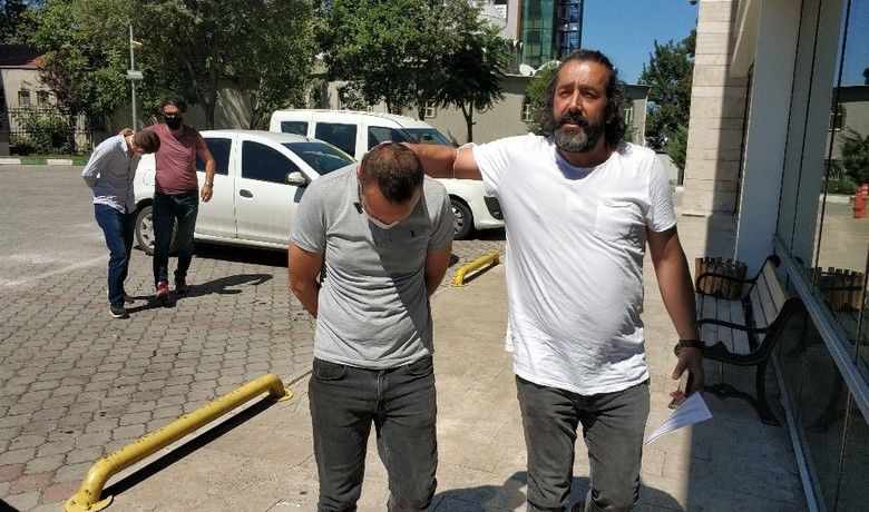 Samsun’da uyuşturucu ticaretinden3 kişi tutuklandı - Samsun’da uyuşturucu ticareti suçundan gözaltına alınan 3 kişi mahkemece tutuklandı.