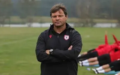 Sağlam: “Amacımız takımı Süper Lig’e taşıyacak kalitede oyuncular almak”
