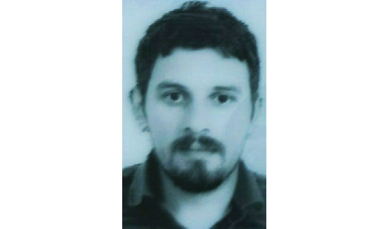 Banyoda asılı halde ölü bulundu - Samsun’da 30 yaşındaki genç banyoda asılı halde ölü olarak bulundu.