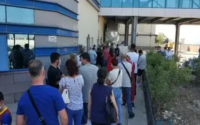 Korona testi kuyruğu
