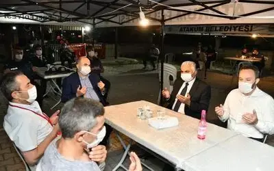 Vali Dağlı’dan şehit polisin ailesine taziye
