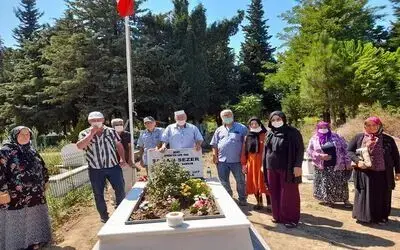 Şehit Jandarma Uzm. Onb. Şahan Sezer Kabrinin Başında Anıldı