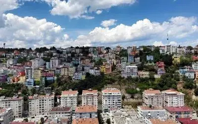 Zirveyi gören emlak satışları duraksamaya girdi
