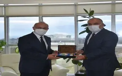 Başkan Sandıkcı’dan Rektör Ünal’a tebrik
