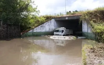 Samsun’da şiddetli yağış hayatı felç etti
