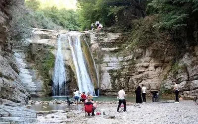 Dağların arasındaki saklı cennet ziyaretçi akınına uğruyor
