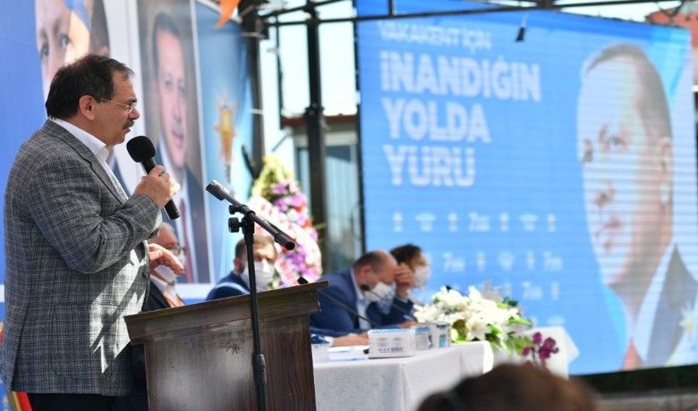 Başkan Demir: “Önümüzdeki yıltüm kırsal alt yapıyı bitiriyoruz” - Samsun Büyükşehir Belediye Başkanı Mustafa Demir, “Önümüzdeki yıl tüm kırsal alt yapıyı bitiriyoruz. Kırsal mahallelerimizde yol eksiğini tarihe gömüyoruz” dedi.