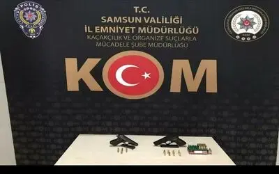 Samsun’da bir iş yerinde silah ve mermi ele geçirildi
