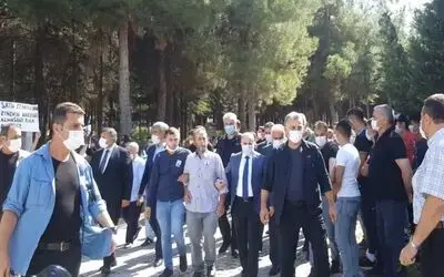 Bıçaklanarak öldürülen çocuk defnedildi
