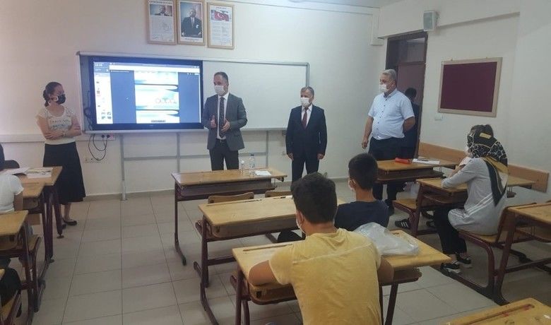 İl Milli Eğitim Müdürü Esen: "Okullaryeni eğitim ve öğretim yılına hazır" - Samsun İl Milli Eğitim Müdürü Coşkun Esen, okulların yeni eğitim ve öğretim yılına hazır olduğunu söyledi.