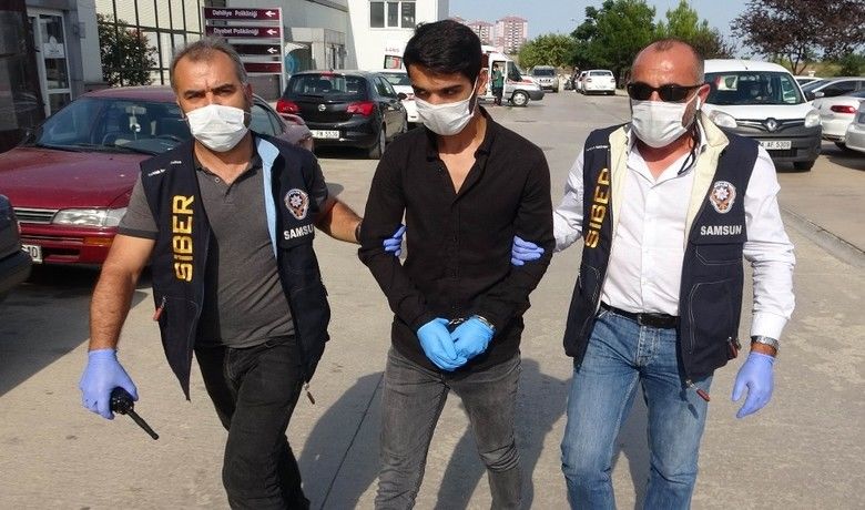 ATM dolandırıcısı siberpolisinin takibi sonucu yakalandı - Samsun ve ilçelerinde bir bankanın çok sayıda ATM’sine kart kopyalama cihazı takılıp, banka kartlarının kopyalanarak dolandırıcılık yapılması olayıyla 1 kişi daha İstanbul’da yakalandı.