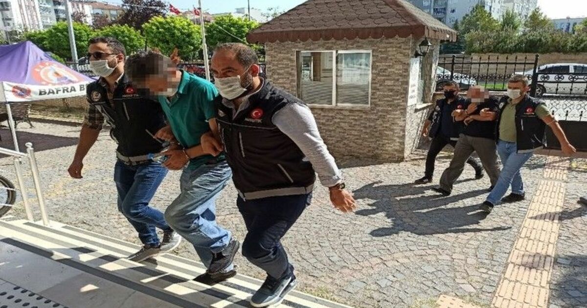 Eroin ve metamfetamin maddesi ile yakalanan şahıslar adliyede
