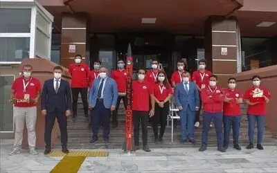 Şampiyon roket takımı irtifa yükseltti
