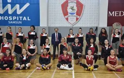 Samsun Büyükşehir Belediyesi’nden voleybol altyapısına büyük destek
