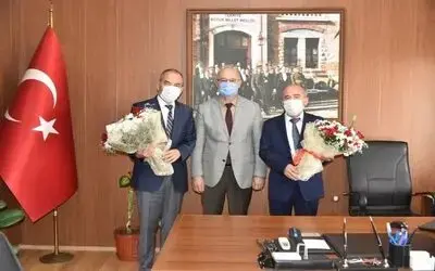 OMÜ’de dekanlıklarda görev değişimi
