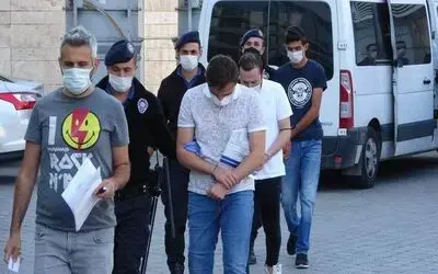 Araçlarında uyuşturucu ele geçti: 3 gözaltı
