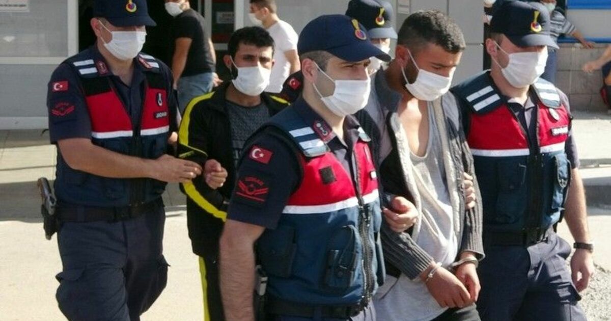 Samsun’da HTŞ terör örgütü şüphelisi 4 yabancı adliyeye sevk edildi