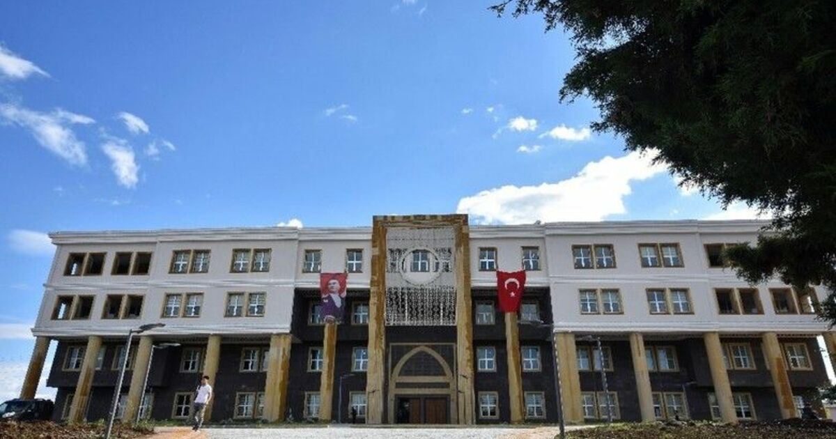 OMÜ tüm üniversite öğrencilerine kapılarını açtı
