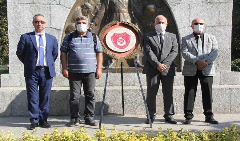Emekli astsubaylardan ’birlik’ çağrısı
 - Türkiye Emekli Astsubaylar Derneği (TEMAD) Samsun İl Başkanı Mustafa Tufan, “Birlik-beraberliğe ihtiyaç duyduğumuz bu günlerde el ele olmalıyız ve birbirimizin elinde daha fazla tutmalıyız” dedi.