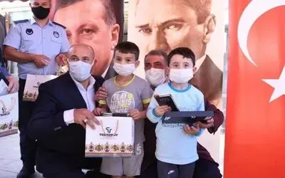 Tekkeköy’de ihtiyaç sahibi tabletsiz öğrenci kalmadı
