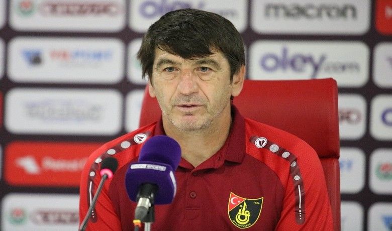 Orhan Çıkırıkçı: "Galibiyeti hak ettik"
 - SAMSUN (İHA) – İstanbulspor Teknik Sorumlusu Orhan Çıkırıkçı, Samsunspor deplasmanından çok iyi oynayarak 3 puanı çıkardıklarını söyledi.