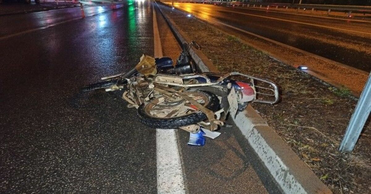 Otomobil’in Çarptığı Motosiklet Sürücüsü Yaralandı