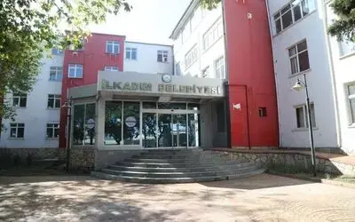 Gazi Hizmet Binası satışa çıkıyor
