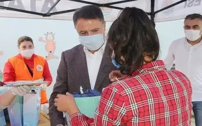 Atakum Belediyesi’nden 200 çocuğa kış hediyesi
