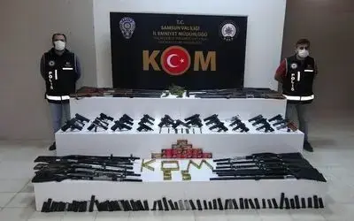 Silah operasyonunda adeta cephanelik ele geçti: 19 gözaltı
