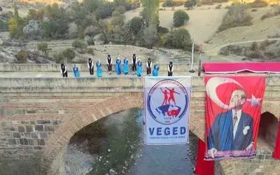 Tarihi Kurt Köprü’de 29 Ekim kutlaması

