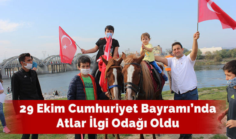 29 Ekim Cumhuriyet Bayramı’nda Atlar İlgi Odağı Oldu
