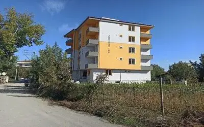 İnşaatın elektrik kabloları çalındı
