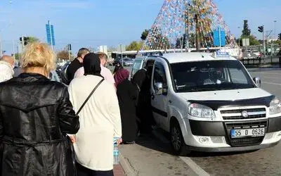 Pandemi dolmuşçuları da vurdu
