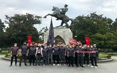 Samsunsporlu taraftarlardan İzmir’e yardım kampanyası
