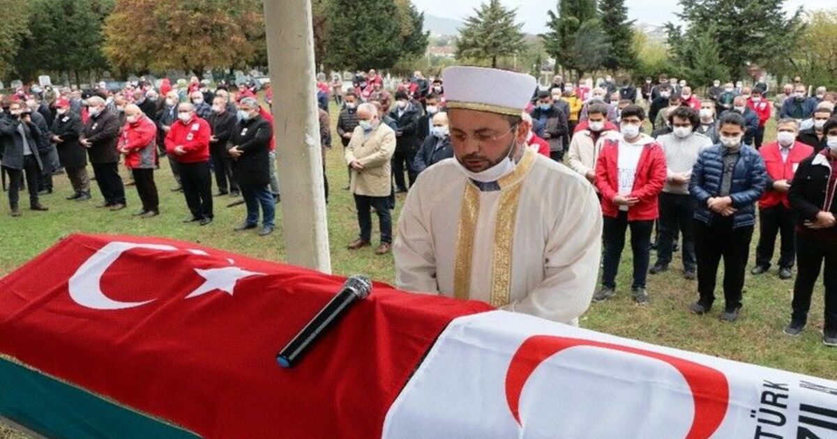 Koronadan ölen Kızılay Samsun Şube Başkanı son yolculuğuna uğurlandı

