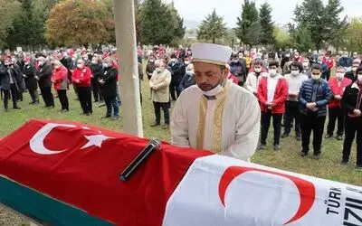 Koronadan ölen Kızılay Samsun Şube Başkanı son yolculuğuna uğurlandı
