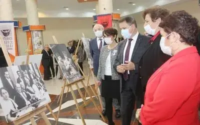 Atakum Belediyesi ‘Fotoğraflarla Atatürk’ sergisine ev sahibi oldu
