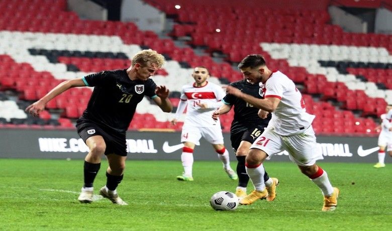 U21 Avrupa Şampiyonası: Türkiye: 0- Avusturya: 1 (İlk yarı) - U21 Avrupa Şampiyonası Grup Eleme maçında Türkiye evinde Avusturya’yı ağırlıyor. Müsabakanın ilk yarısını Avusturya 1-0 önde kapattı.
