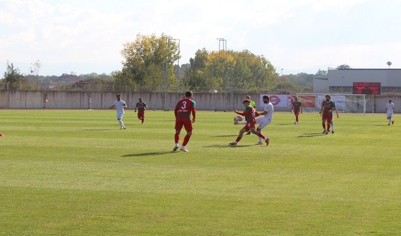 TFF 3. Lig: Çarşambaspor: 0 - Karşıyaka : 0
 - TFF 3. Lig 3. Grup 9. hafta müsabakasında Çarşambaspor, Karşıyaka ile karşılaştı. Müsabaka 0-0 tamamlandı.