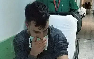 Parkta bıçaklı saldırıda yaralandı