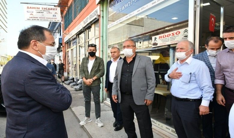 Başkan Demir, halkla iç içe
 - Samsun Büyükşehir Belediye Başkanı Mustafa Demir, göreve geldiği günden bu yana vatandaşlarla kucaklaşmaya, onların dertlerini dinleyip çözüm üretmeye ve yeni projeleri hayata geçirmek için gece-gündüz çalışıyor.