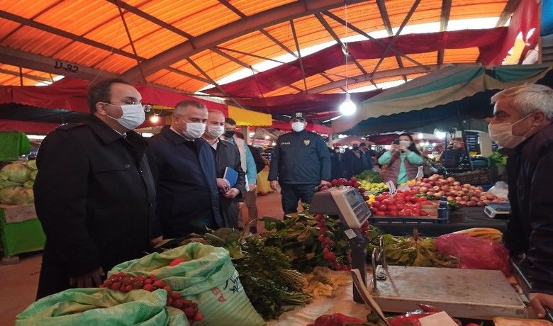 Bafra’da pazar yerlerinde korona virüs denetimleri - Samsun’un Bafra ilçesinde pazar yerlerinde korona virüs denetimleri sürüyor.