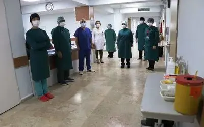 Sağlıkçılar yorgun, vatandaş umursamaz
