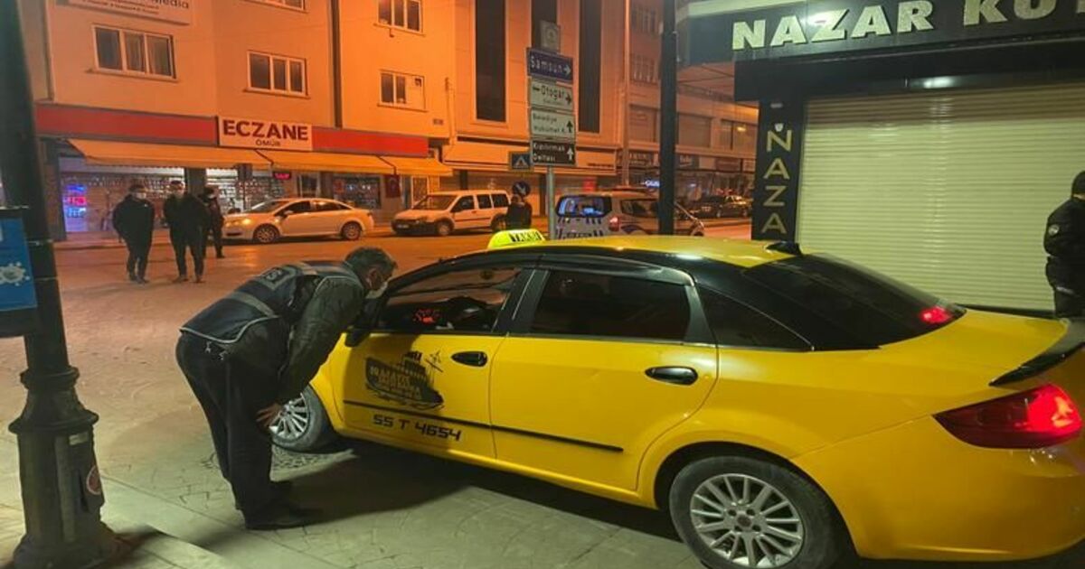 Bafra’da Sivil Polis Ekiplerinin Sokağa Çıkma Yasağı Denetimi 