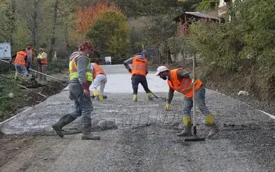 Kabaceviz Mahallesi’nde beton yol sevinci
