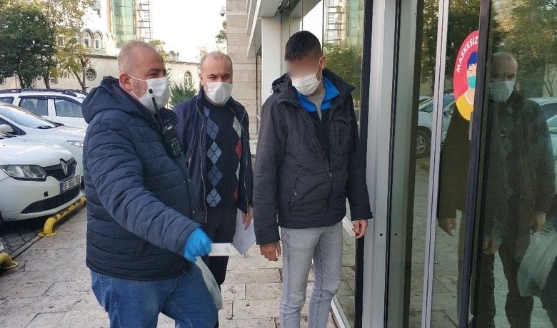 Samsun’da 6 bisiklet hırsızlığına 2 gözaltı
 - Samsun’da 6 ayrı bisiklet hırsızlığı olayına karıştığı iddia edilen 2 kişi, polisin takibi sonucu yakalanarak gözaltına alındı.