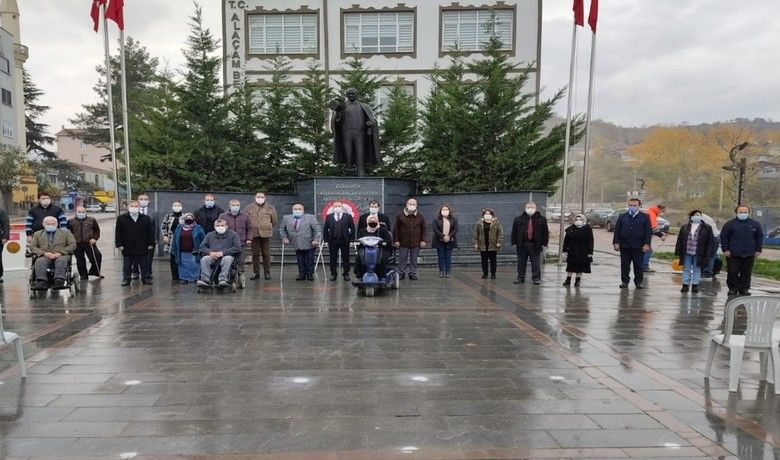 Alaçam’da Engelliler Günü
 - Samsun’un Alaçam ilçesinde "3 Aralık Dünya Engelliler Günü" dolayısıyla Cumhuriyet Meydanı’nda çelenk sunma töreni düzenlendi.